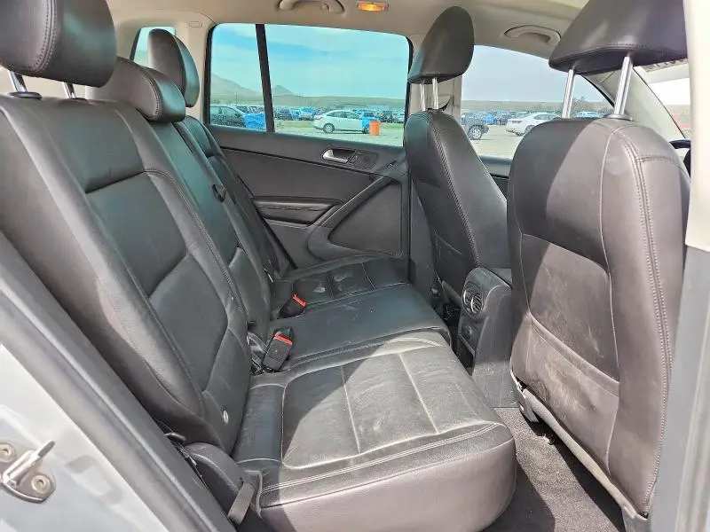 2017 VOLKSWAGEN TIGUAN SPORT  