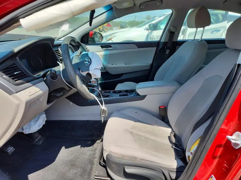2019 HYUNDAI SONATA SE  