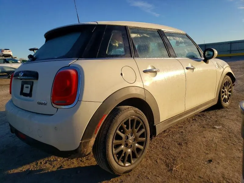 2018 MINI COOPER   
