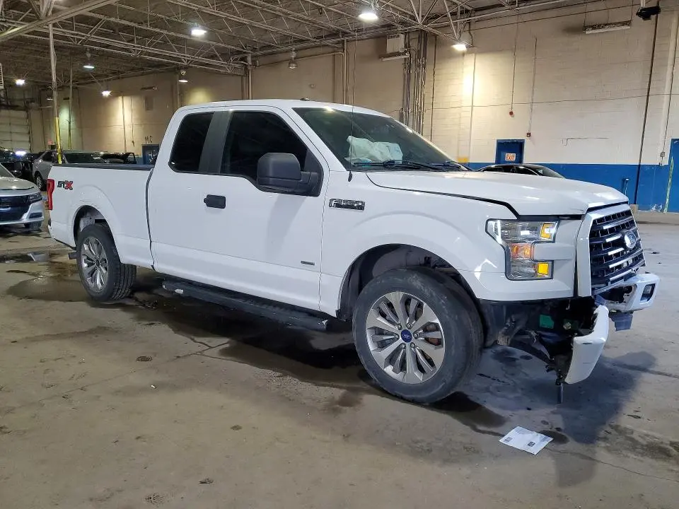 2017 FORD F150 SUPER CAB  