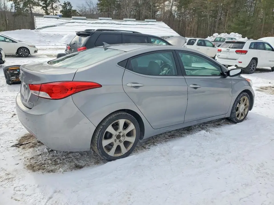 2012 HYUNDAI ELANTRA GLS  