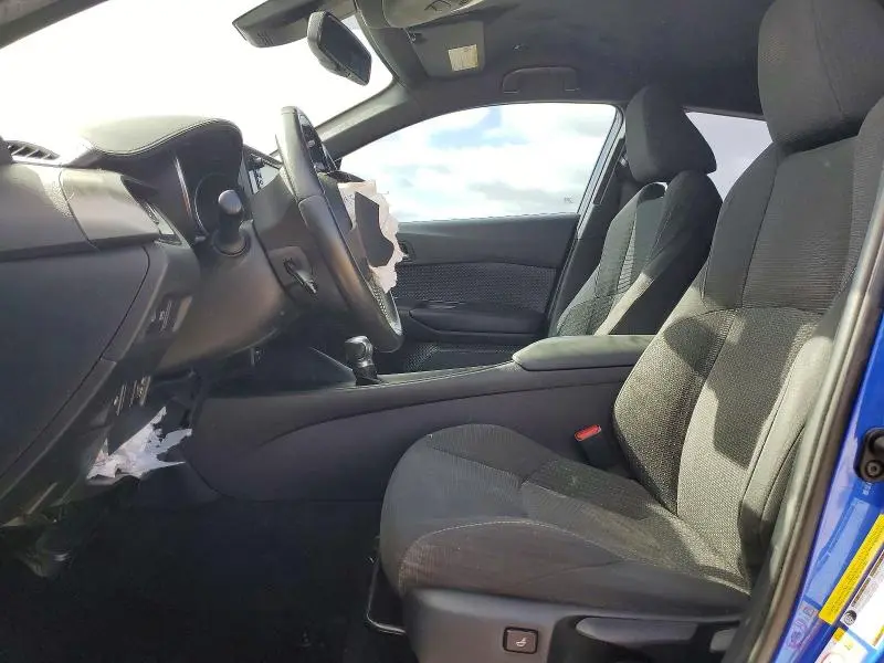 2018 TOYOTA C-HR XLE PREMIUM  