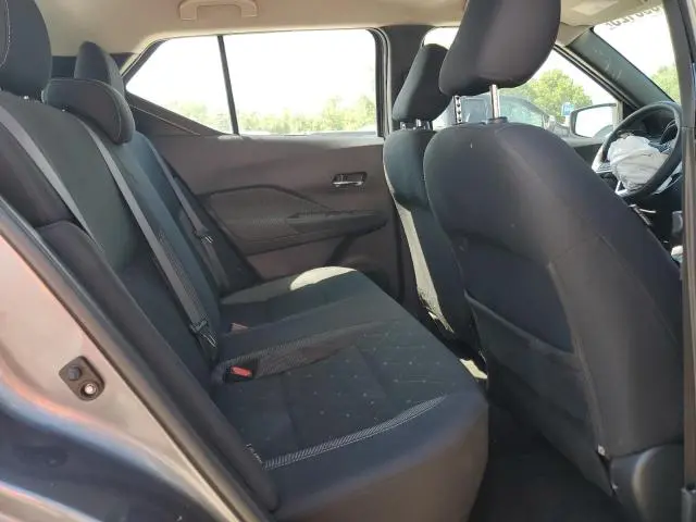 2020 NISSAN KICKS SV  