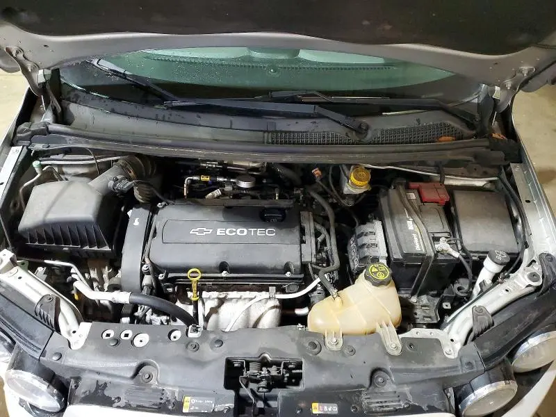2015 CHEVROLET SONIC LT  