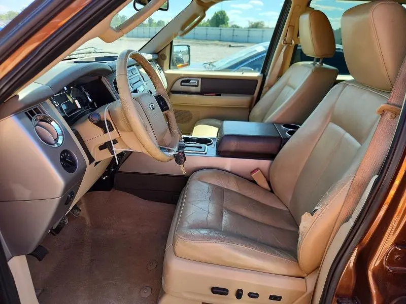 2011 FORD EXPEDITION XLT  