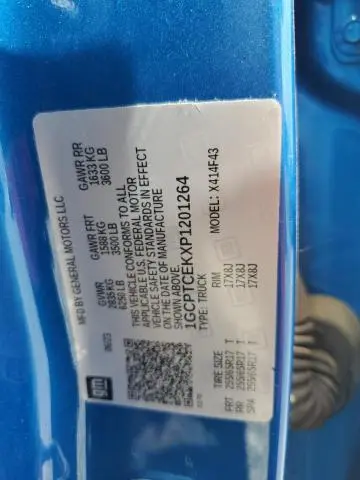 2023 CHEVROLET COLORADO LT  