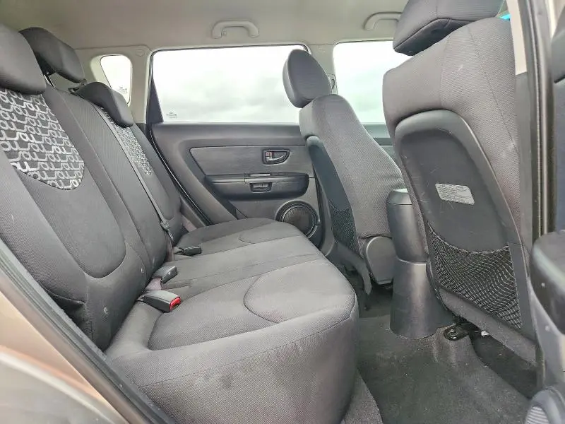 2010 KIA SOUL +  
