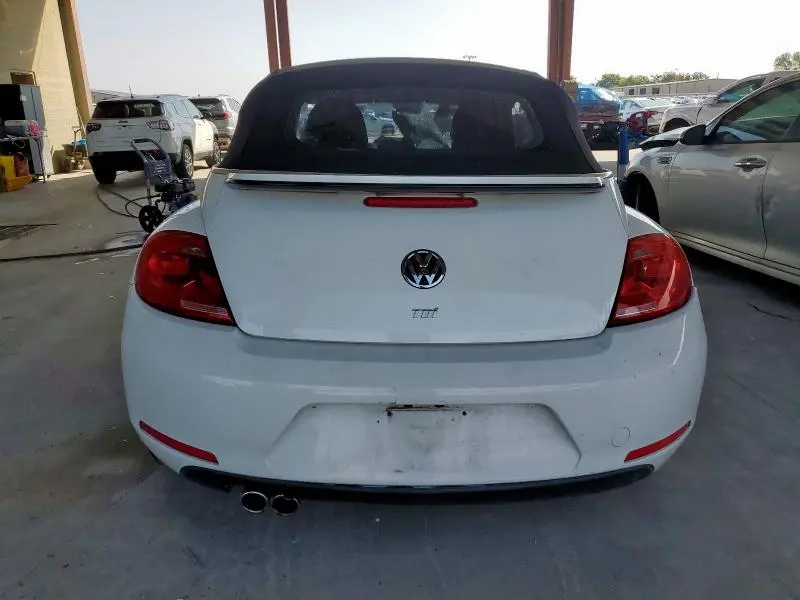 2013 VOLKSWAGEN BEETLE   