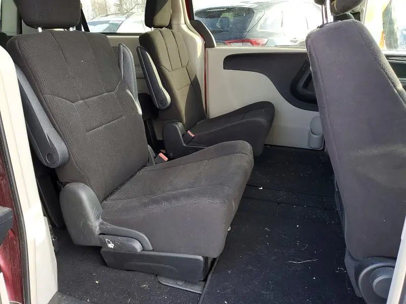 2011 CHRYSLER TOWN & COUNTRY TOURING  