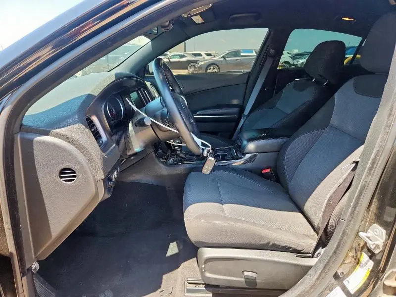 2016 DODGE CHARGER SE  