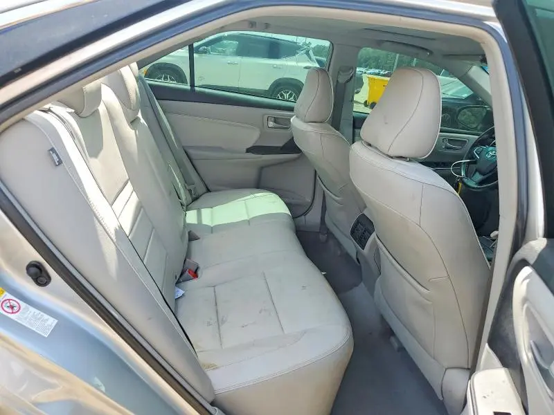2015 TOYOTA CAMRY XLE  