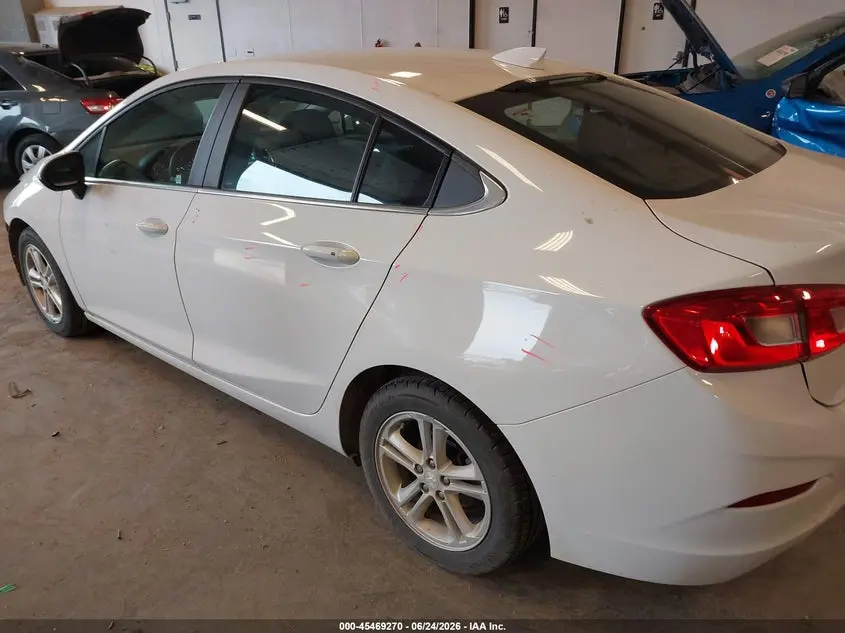 2018 CHEVROLET CRUZE LT AUTO