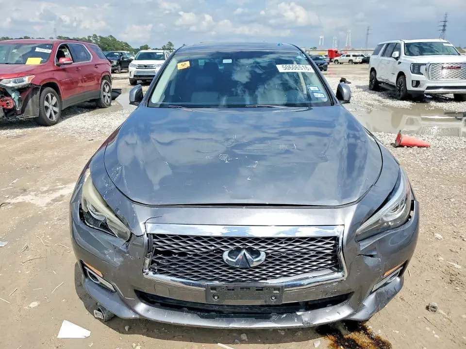 2017 INFINITI Q50   