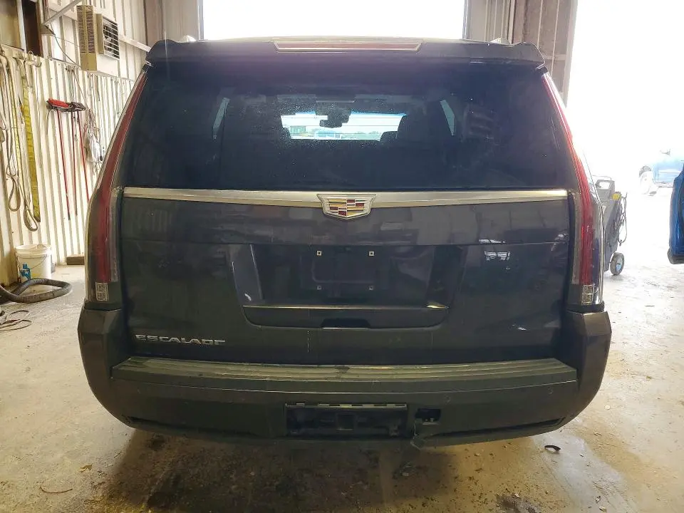 2018 CADILLAC ESCALADE PREMIUM LUXURY  