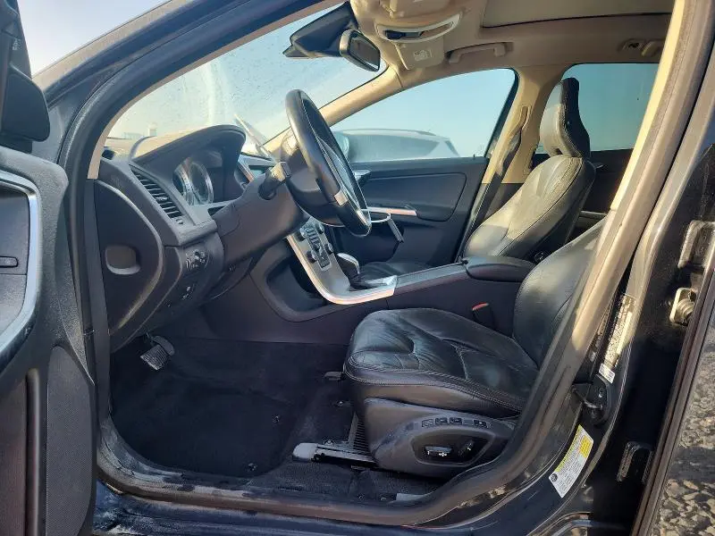 2013 VOLVO XC60 T6  