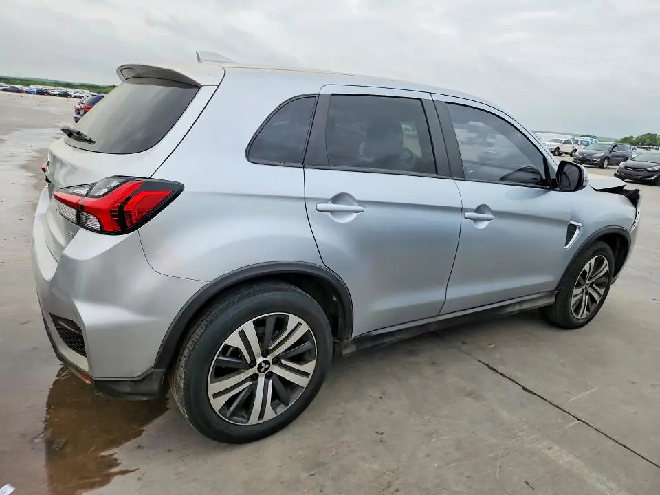 2021 MITSUBISHI OUTLANDER   