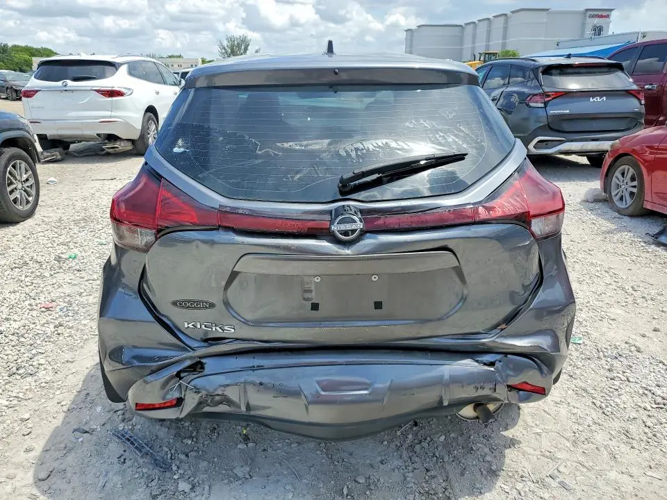 2024 NISSAN KICKS S  