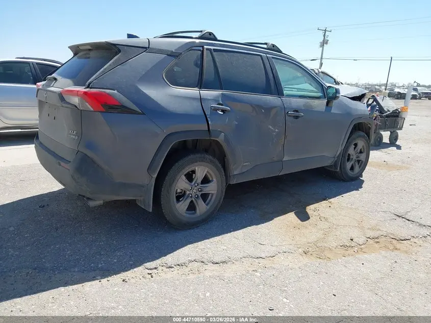 2023 TOYOTA RAV4 HYBRID XLE