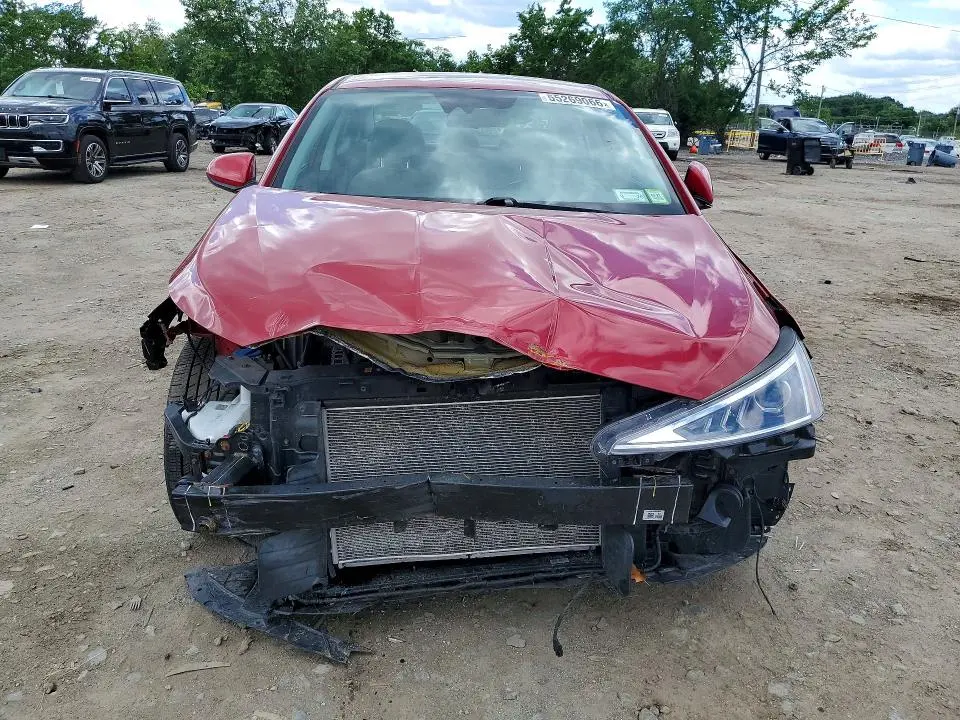 2020 HYUNDAI ELANTRA SEL  