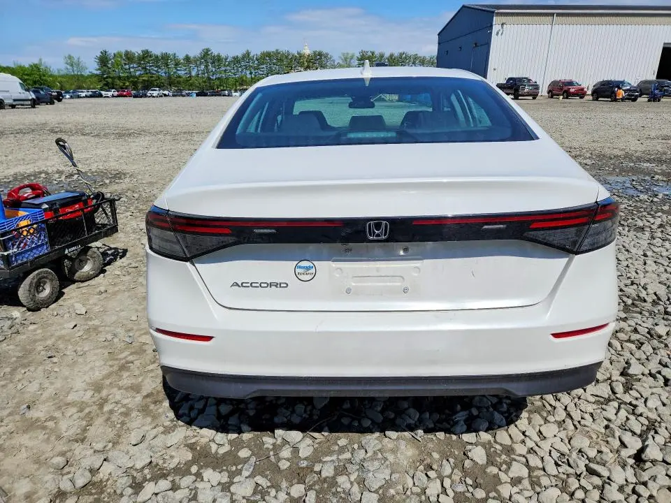 2025 HONDA ACCORD LX  