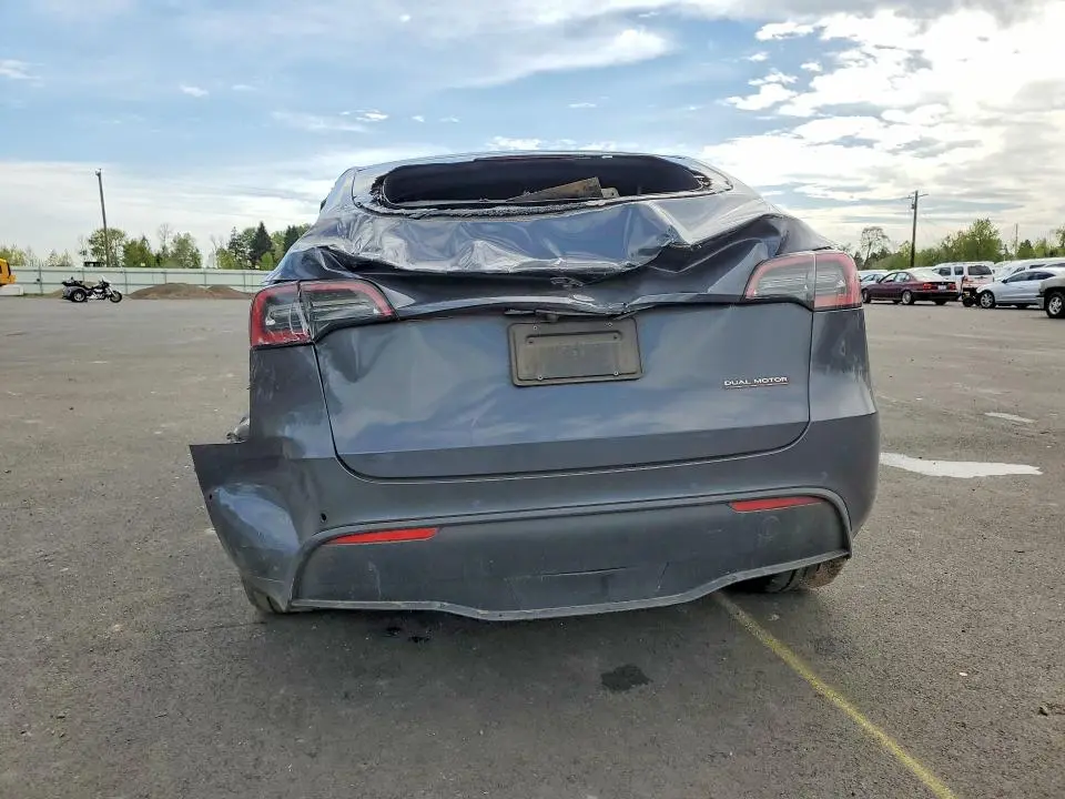 2022 TESLA MODEL Y   