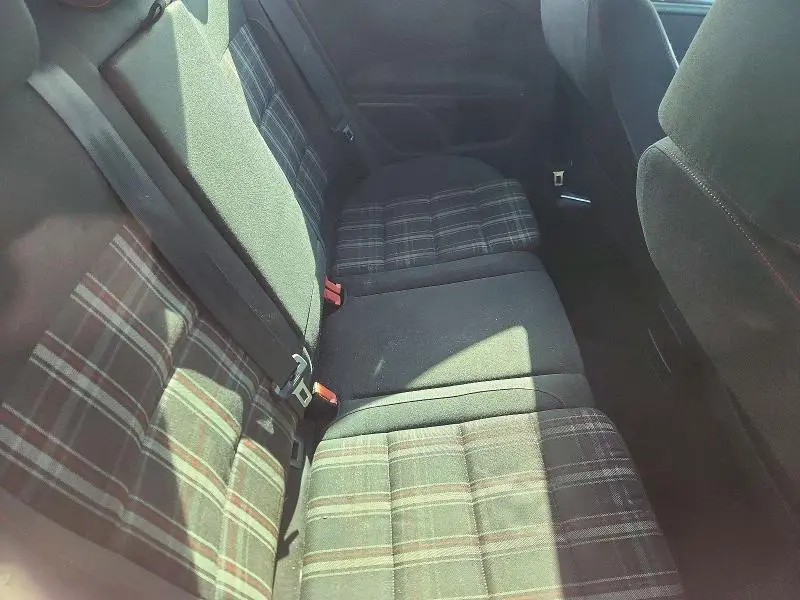 2012 VOLKSWAGEN GTI   
