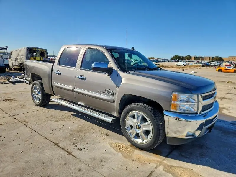 2013 CHEVROLET SILVERADO C1500 LT  