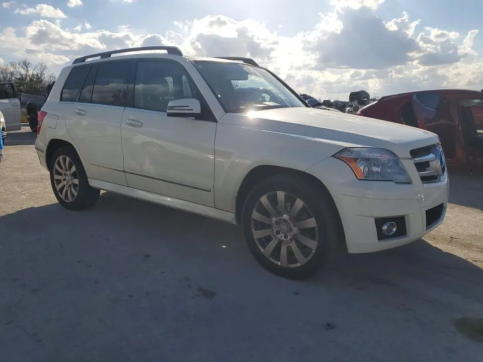 2011 MERCEDES-BENZ GLK 350  
