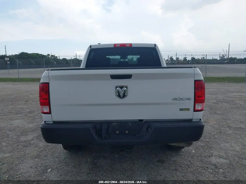 2019 RAM 1500 CLASSIC TRADESMAN  4X4 5'7 BOX