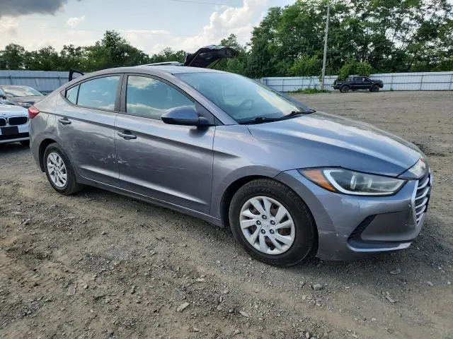 2018 HYUNDAI ELANTRA SE  