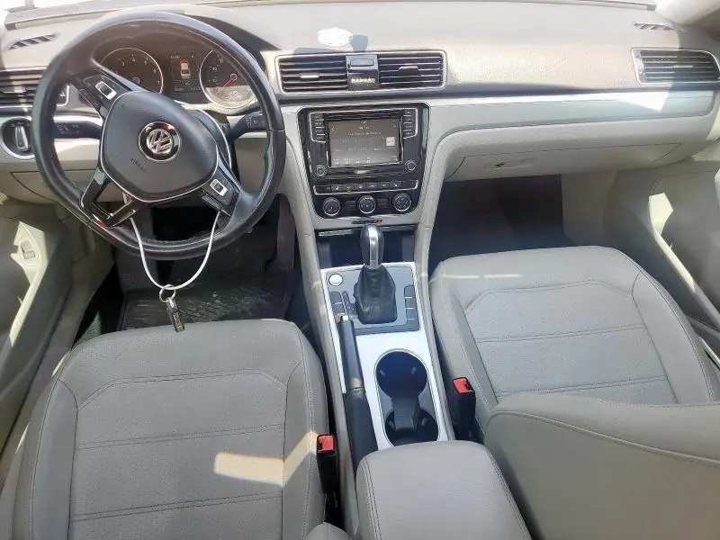 2019 VOLKSWAGEN PASSAT WOLFSBURG  