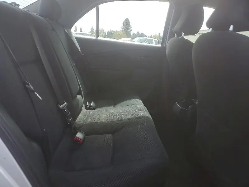 2011 TOYOTA YARIS BASE  