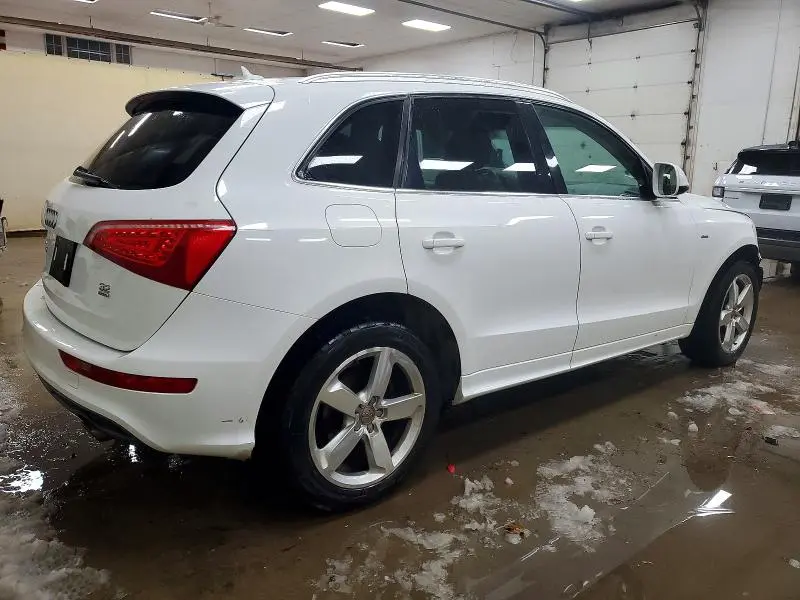 2011 AUDI Q5 PREMIUM PLUS  