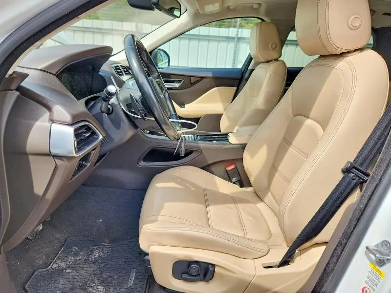 2018 JAGUAR F-PACE PRESTIGE  