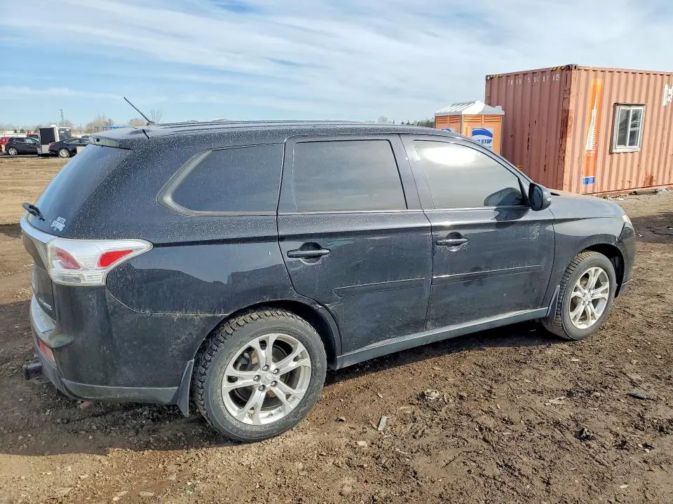 2014 MITSUBISHI OUTLANDER SE  
