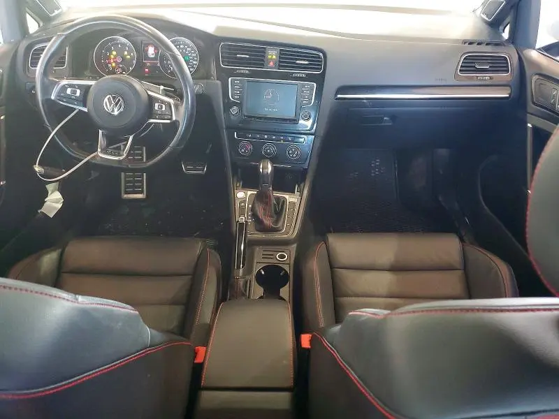 2017 VOLKSWAGEN GTI S/SE  