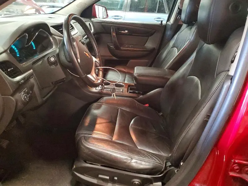 2014 CHEVROLET TRAVERSE LT  