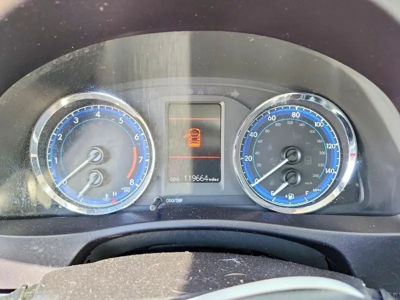 2017 TOYOTA COROLLA L  