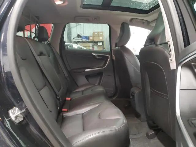 2017 VOLVO XC60 T5 PREMIER  