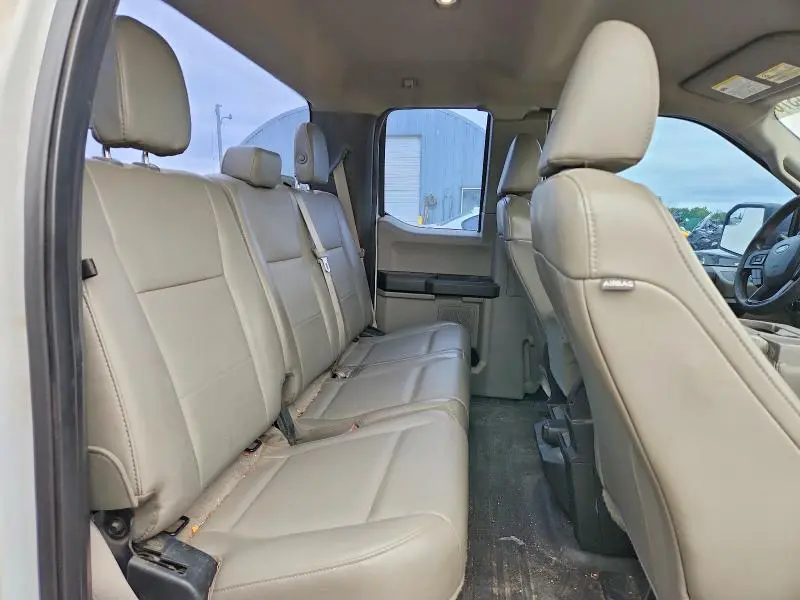 2017 FORD F150 SUPER CAB  