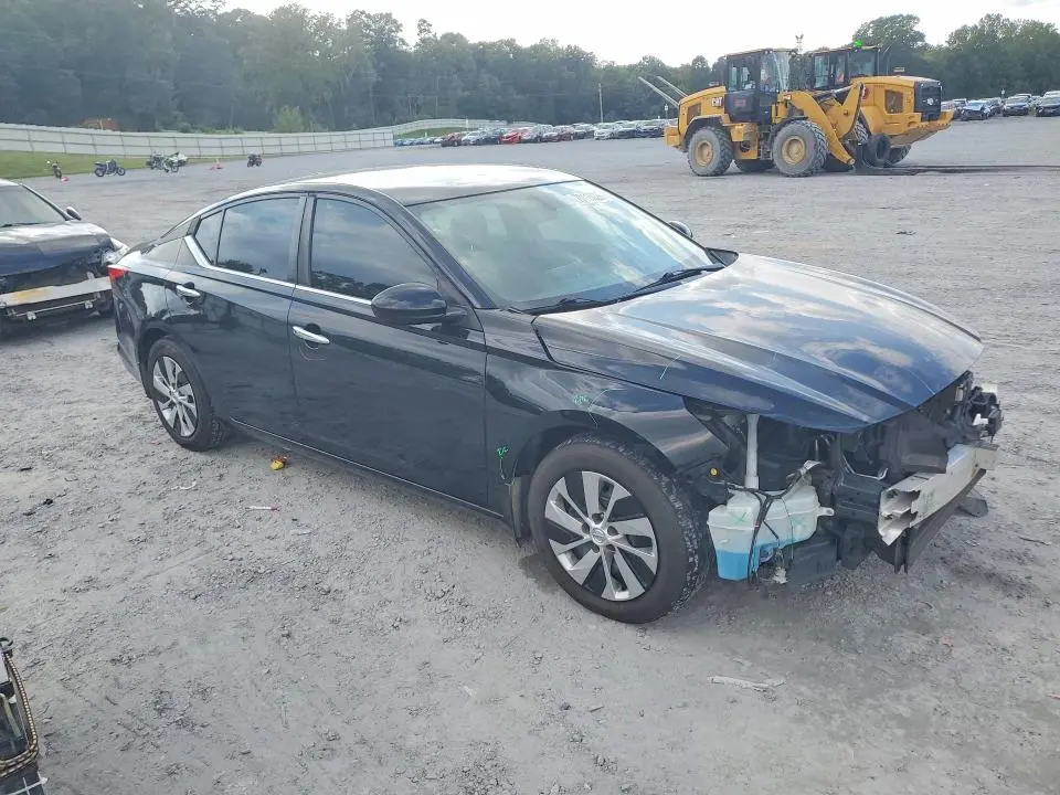2019 NISSAN ALTIMA S  