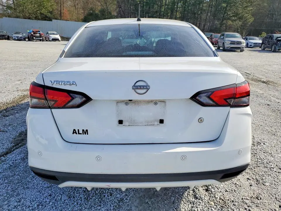 2024 NISSAN VERSA S  