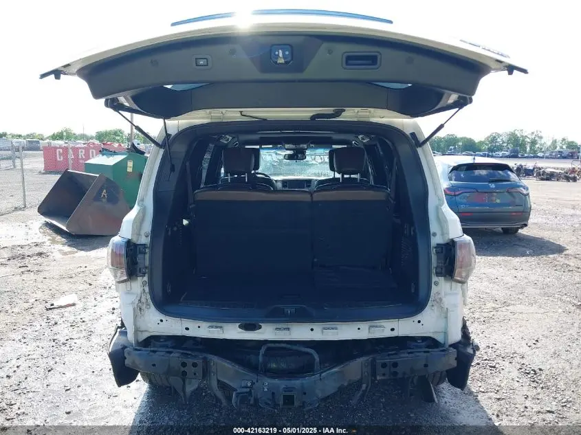 2015 INFINITI QX80  