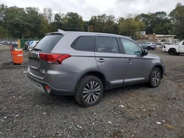 2019 MITSUBISHI OUTLANDER SE