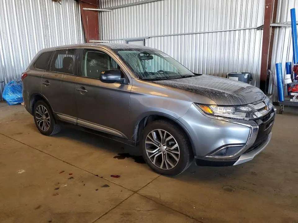 2018 MITSUBISHI OUTLANDER ES  