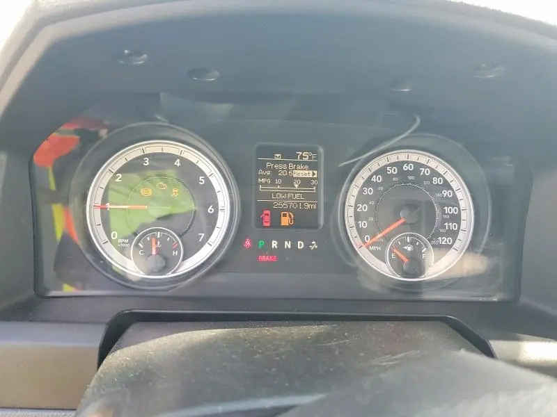 2013 RAM 1500 ST  