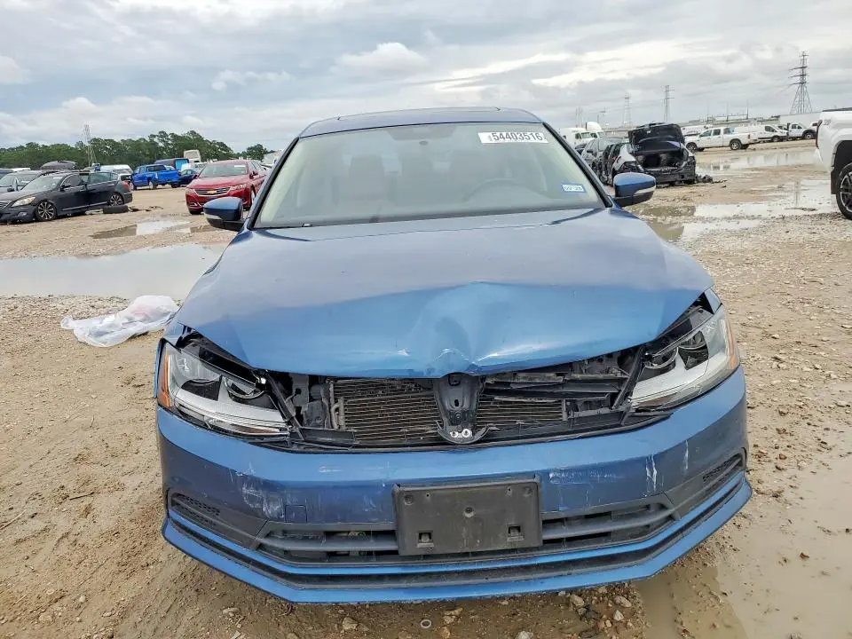 2017 VOLKSWAGEN JETTA   
