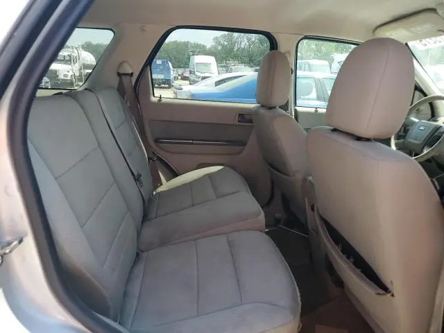 2010 FORD ESCAPE XLT  
