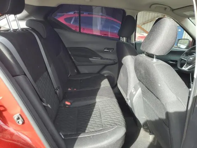 2021 NISSAN KICKS SV  