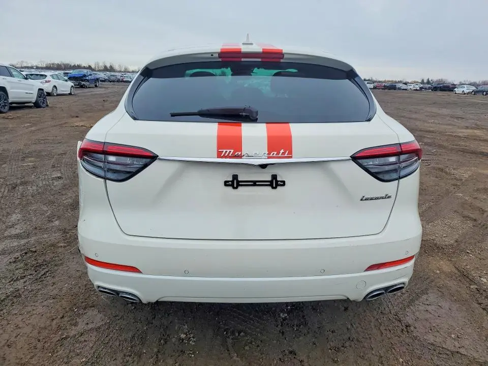 2023 MASERATI LEVANTE GT  